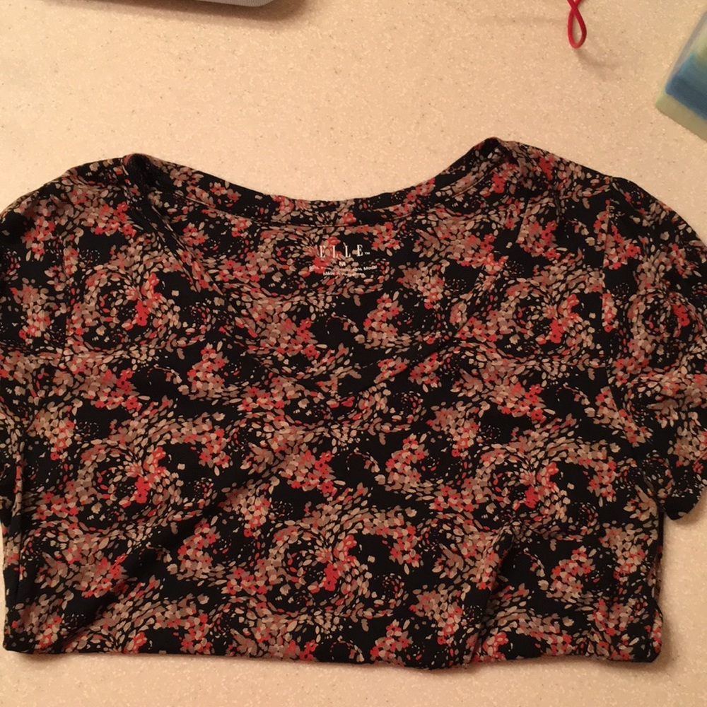 ELLE tee